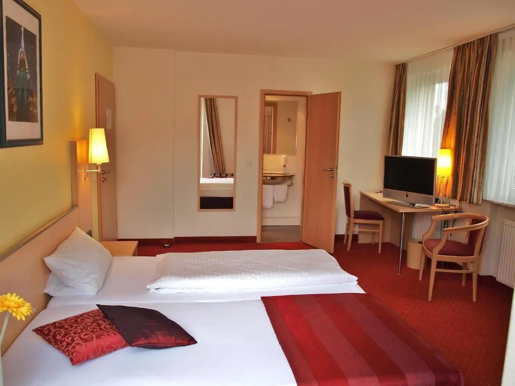 בית הארחה קולמבאך Hotel An Der Eiche