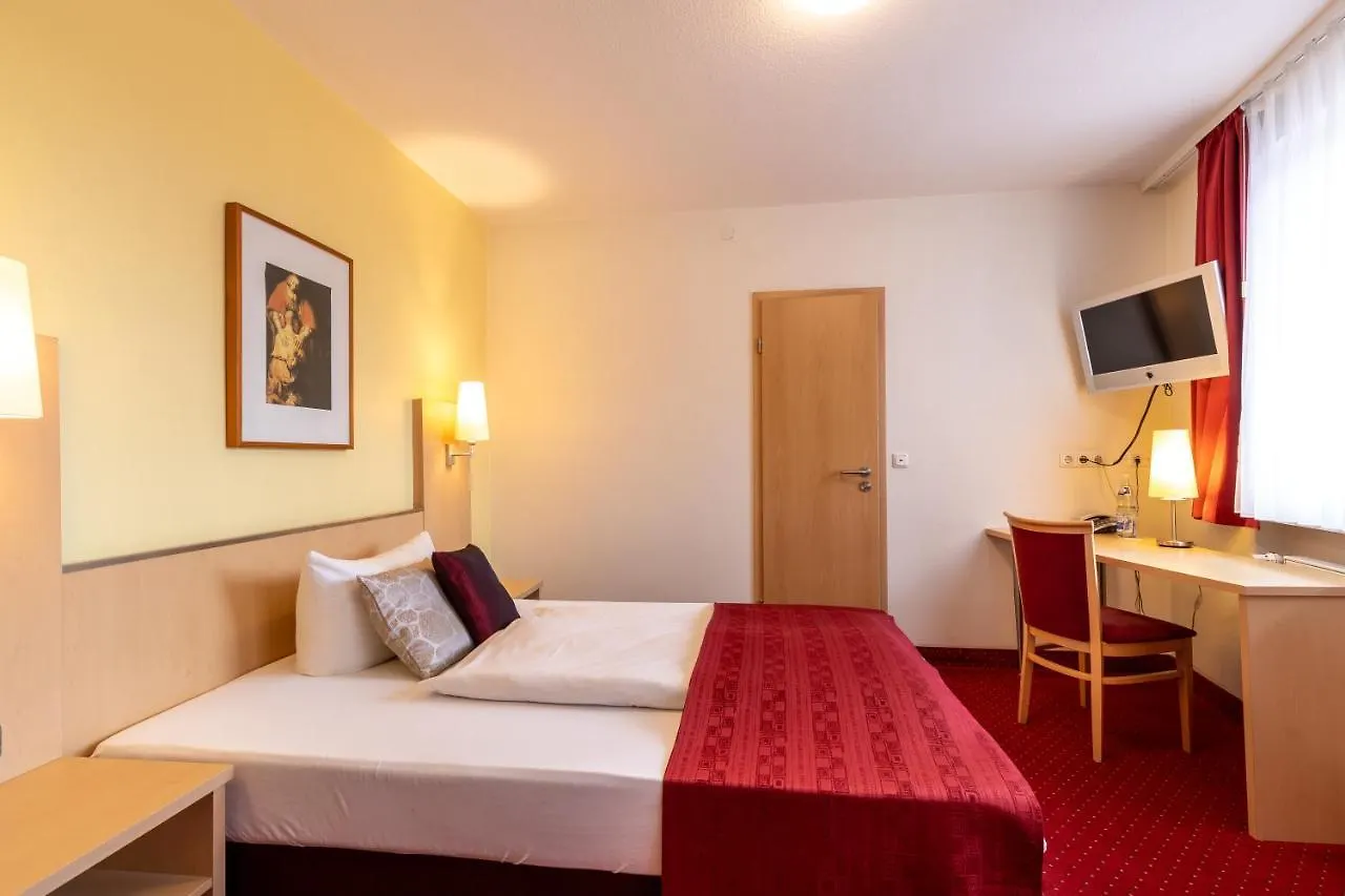 קולמבאך Hotel An Der Eiche 3*,