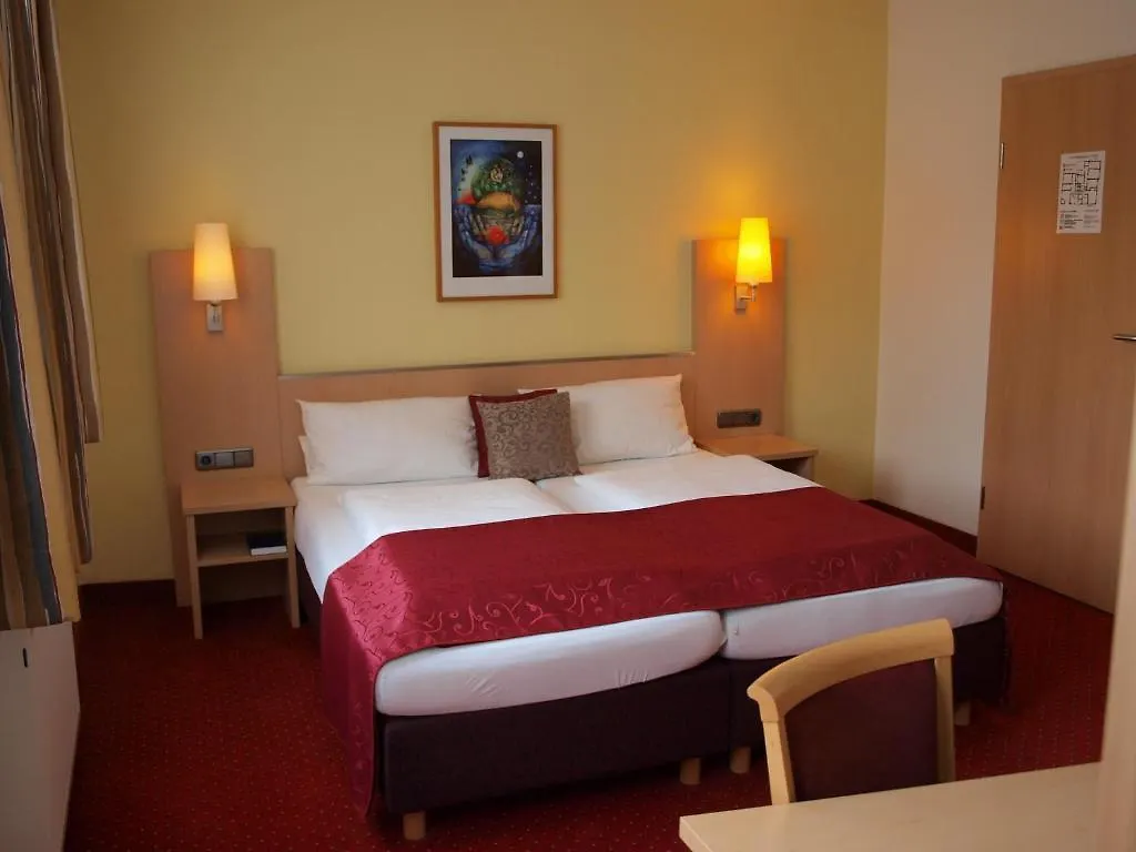 *** בית הארחה קולמבאך Hotel An Der Eiche גרמניה