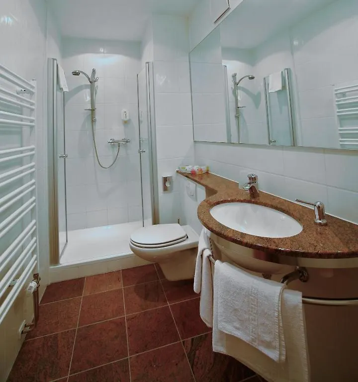 Hotel An der Eiche Kulmbach 3*,
